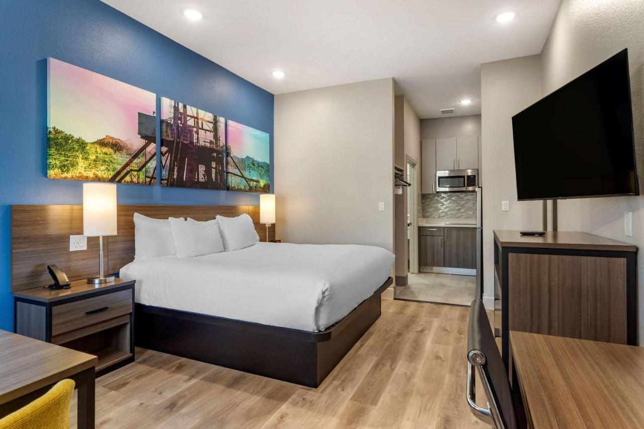 Hotel Clarion Pointe Port Arthur Esterno foto